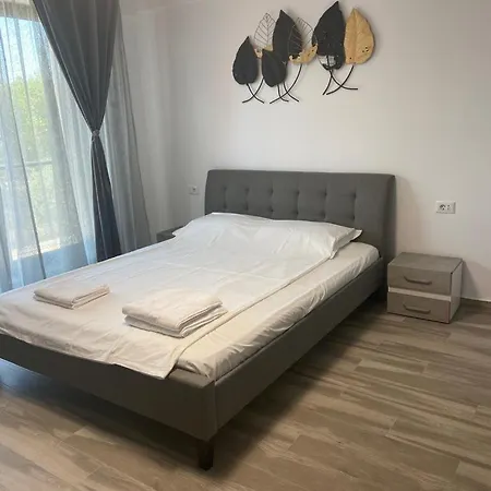 Апартаменты Breeze Studio-endless Summer Mamaia Nord